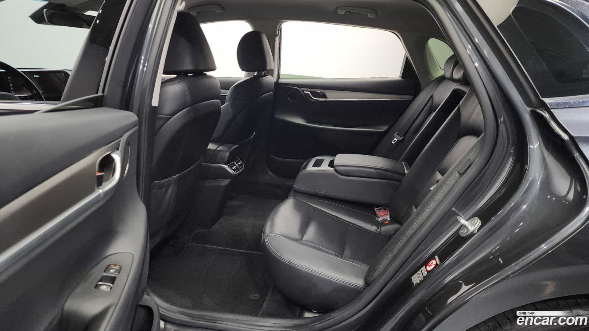 Grandeur Hyundai 2020.6-OPTION-015