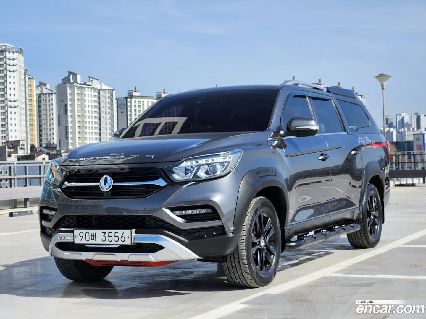 Main__Slider__Photo:Rexton KG Mobility 2021.0-0
