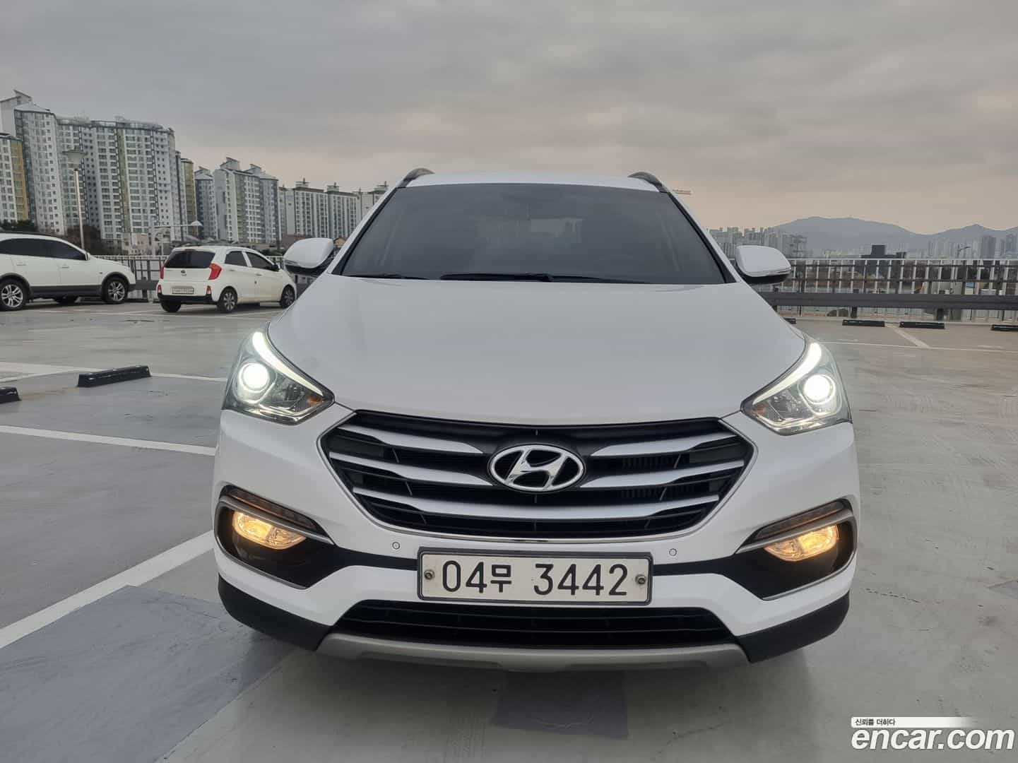 Santafe Hyundai 2018.1-OUTER-005