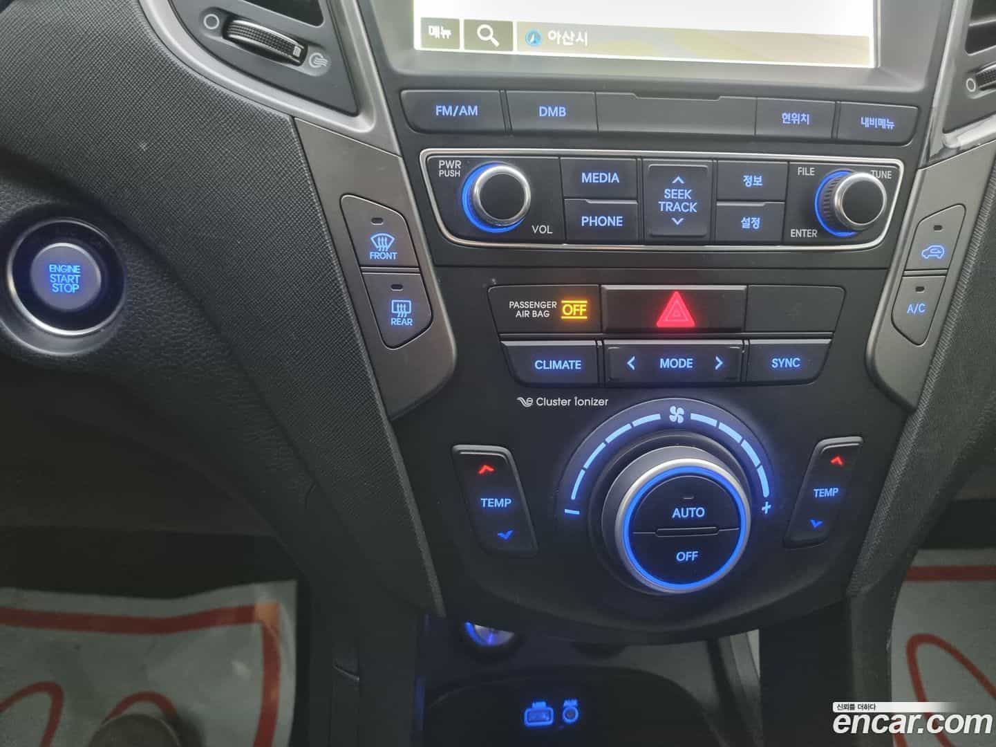 Santafe Hyundai 2018.1-OPTION-015