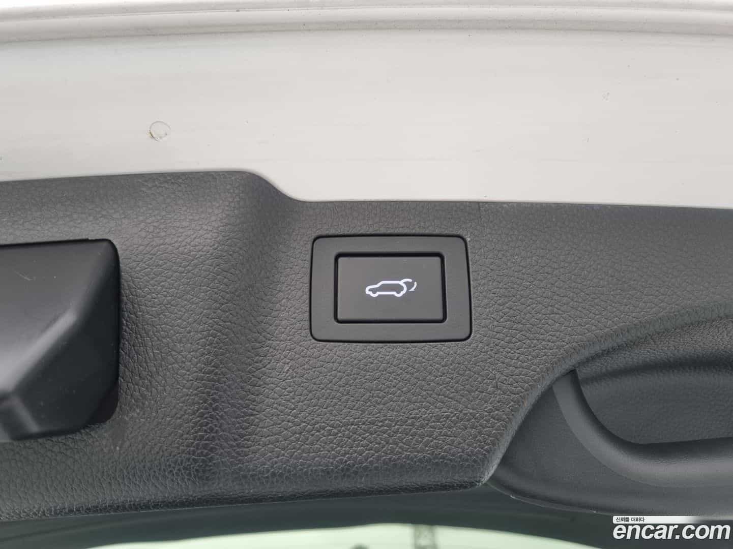 Santafe Hyundai 2018.1-OPTION-021