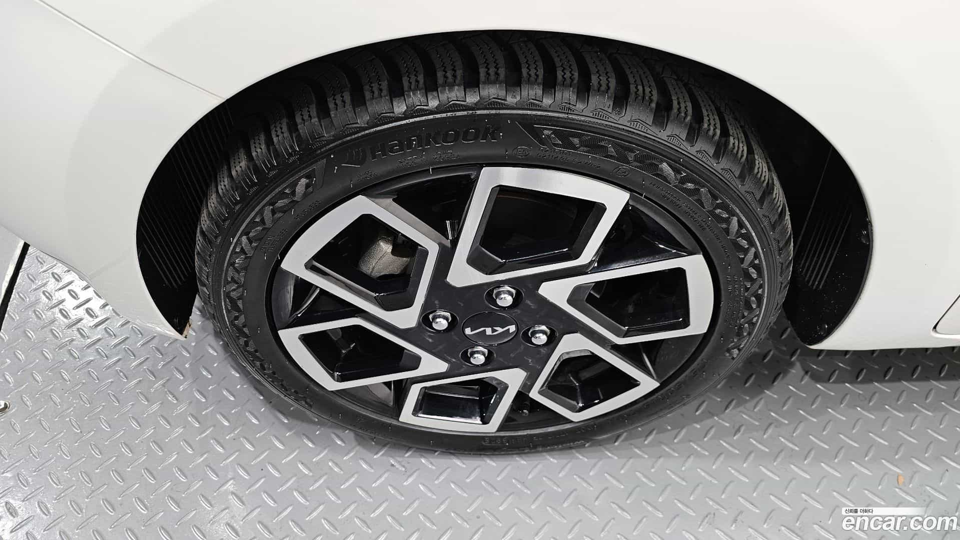 RAY Kia 2024.3-OUTER-005
