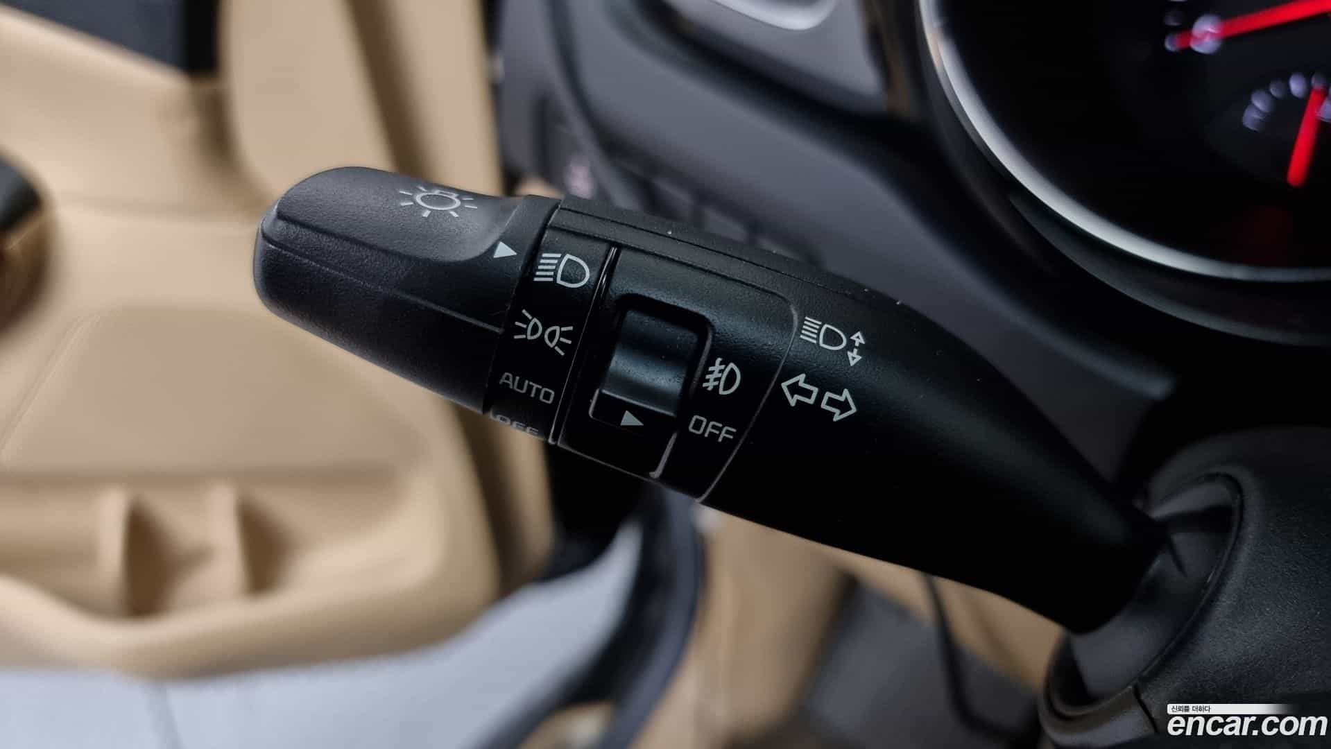 Canival Kia 2015.6-OPTION-022
