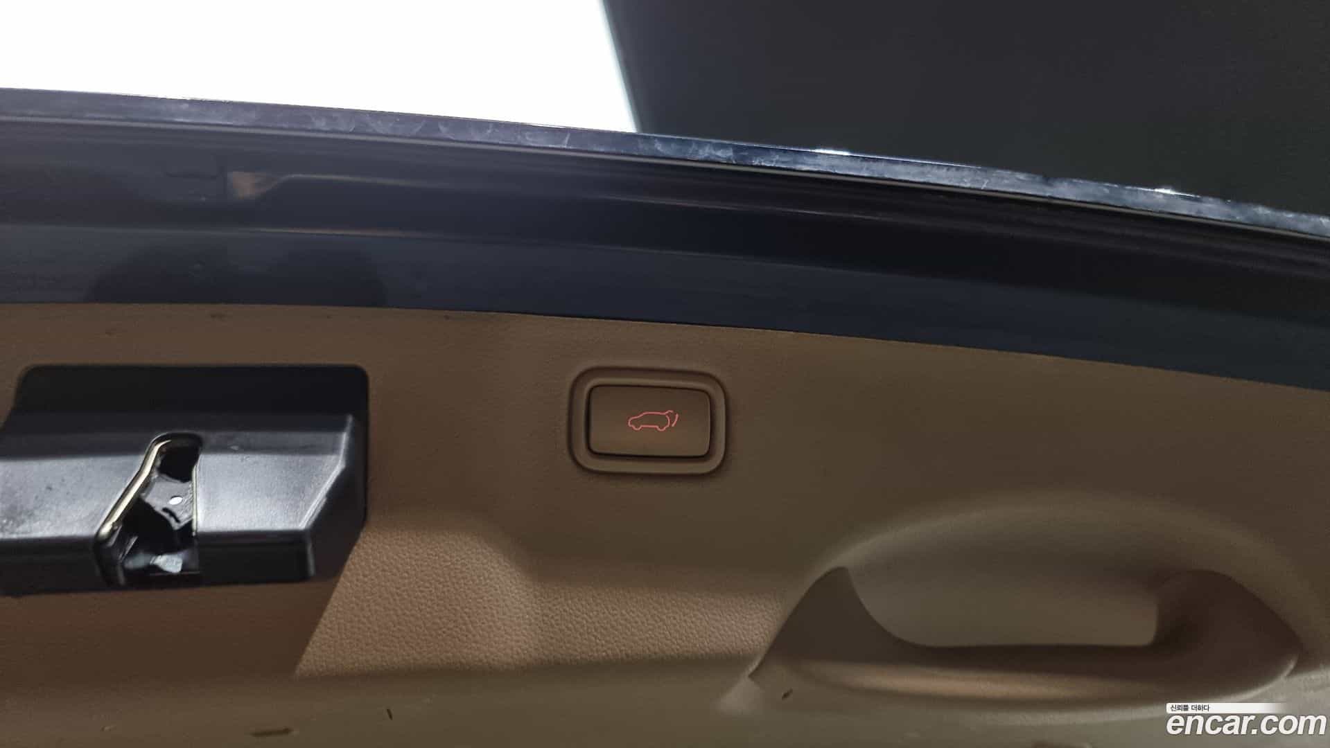 Canival Kia 2015.6-OPTION-024