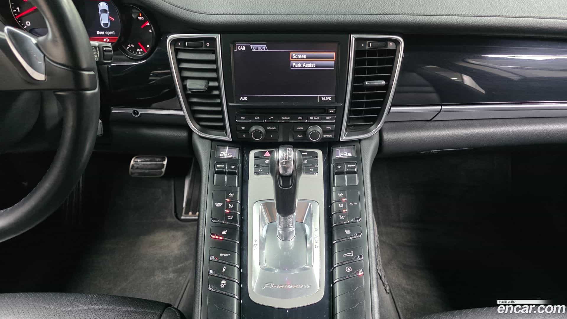 Panamera Porsche 2011.6-OPTION-018