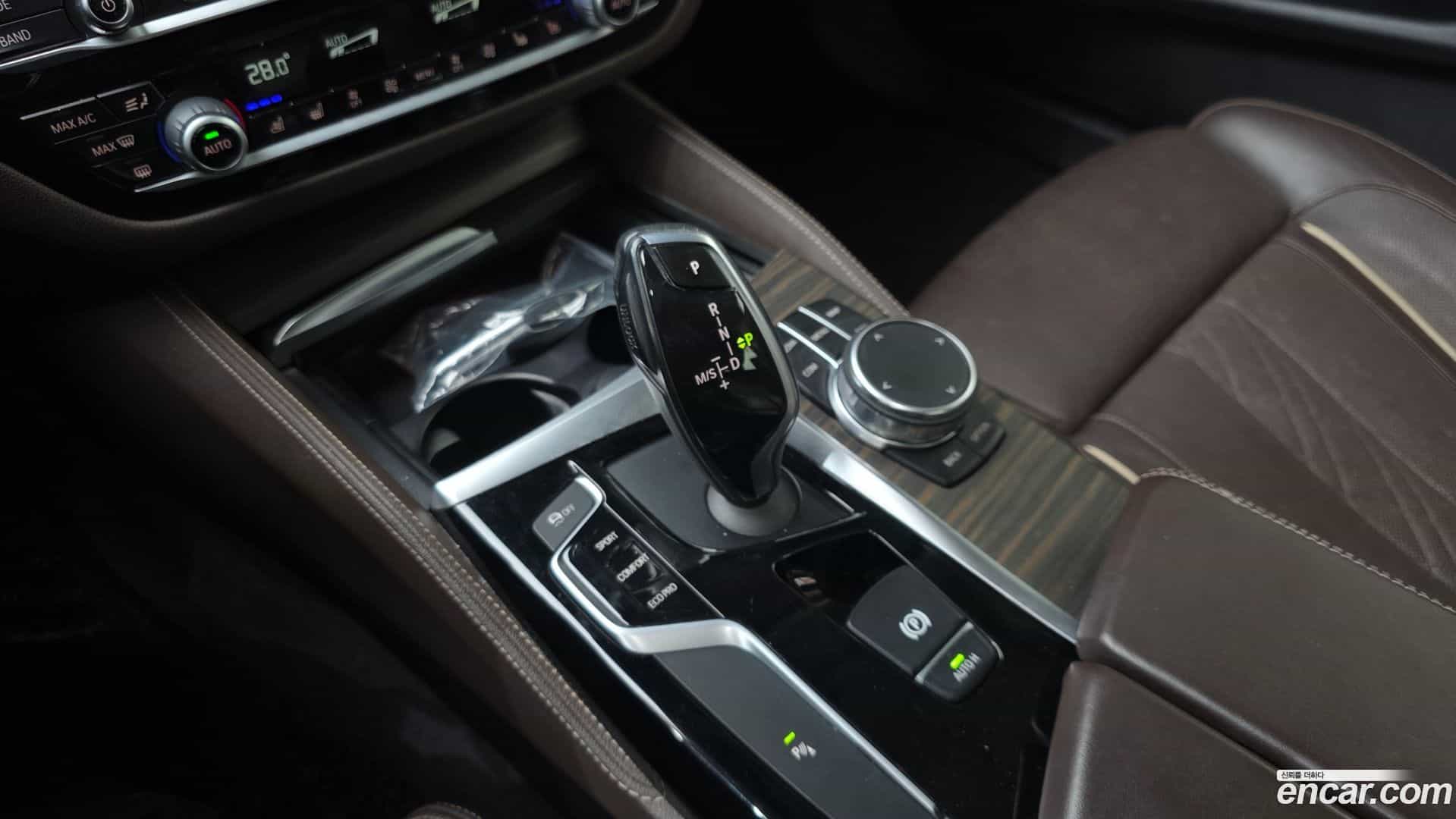 5-Series BMW 2018.5-INNER-009