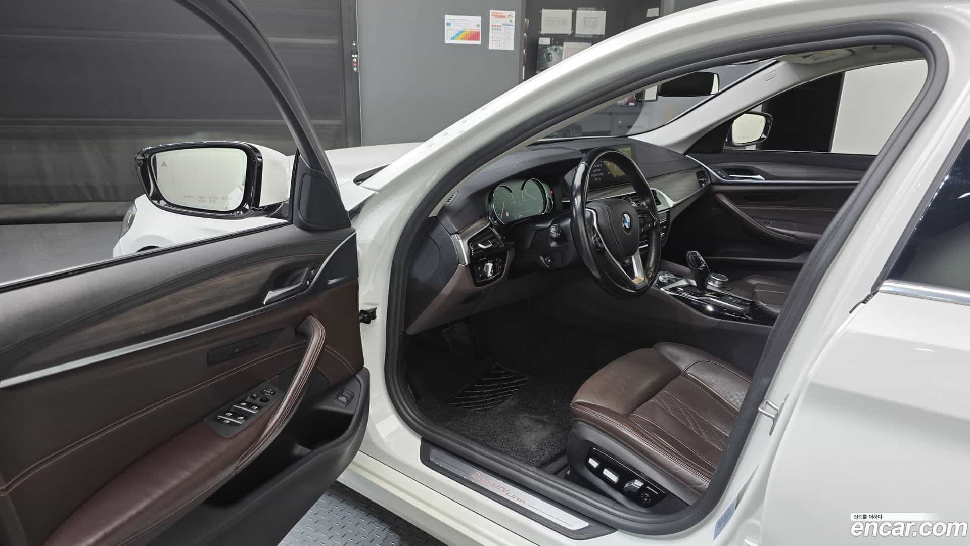 5-Series BMW 2018.5-INNER-010