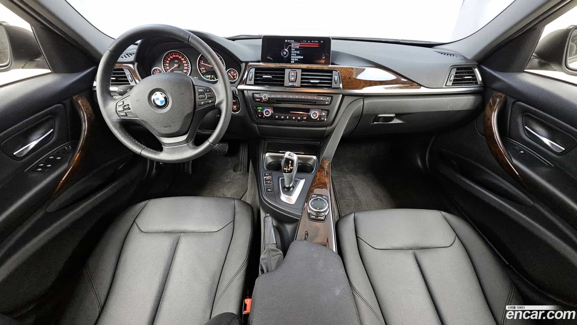 3-Series BMW 2014.10-INNER-007