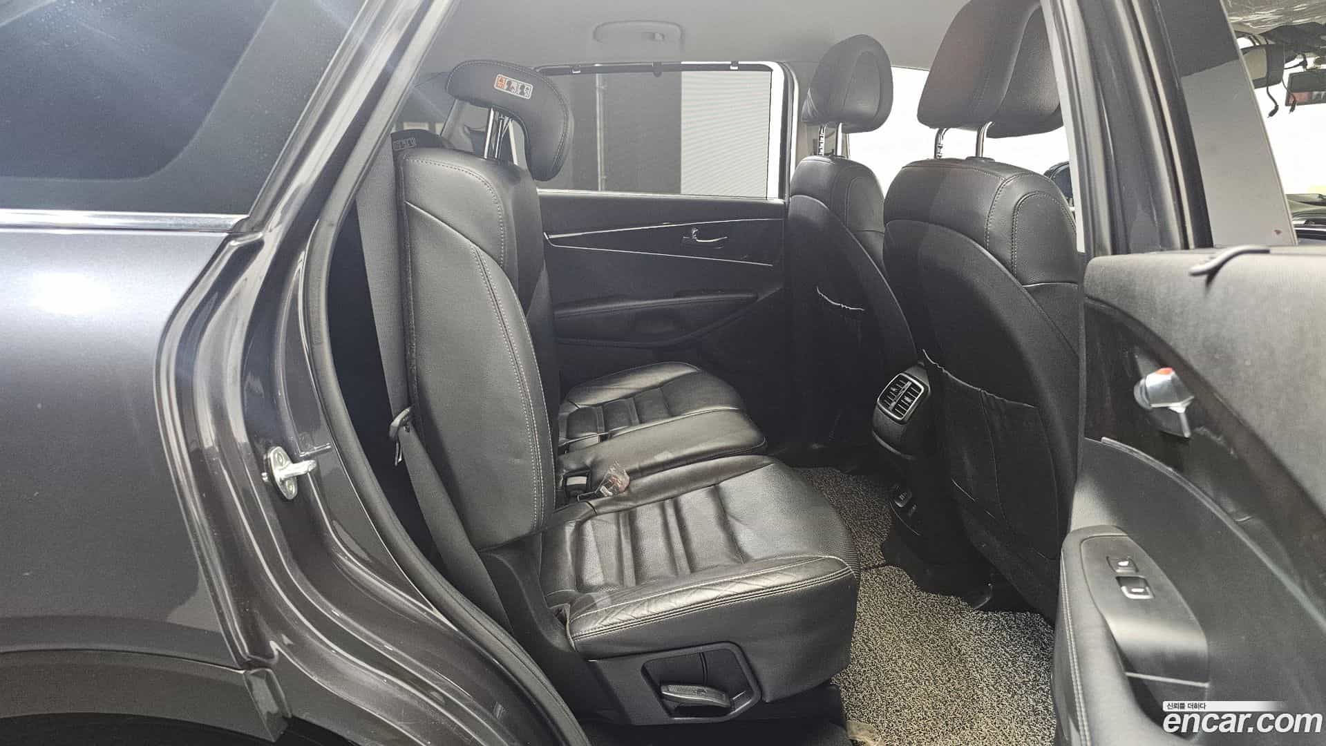 Sorento Kia 2017.1-OPTION-016