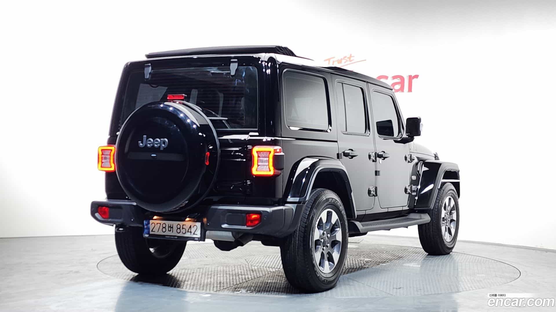Wrangler Jeep 2022.9-OUTER-002