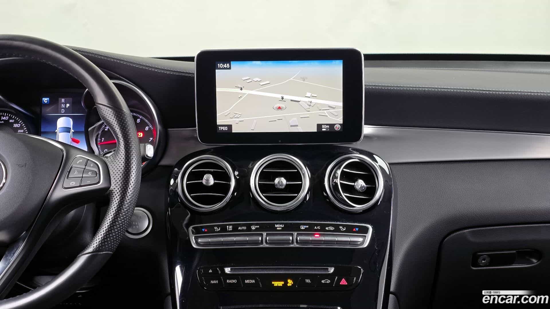 GLC-Class Mercedes-Benz 2019.10-OPTION-018