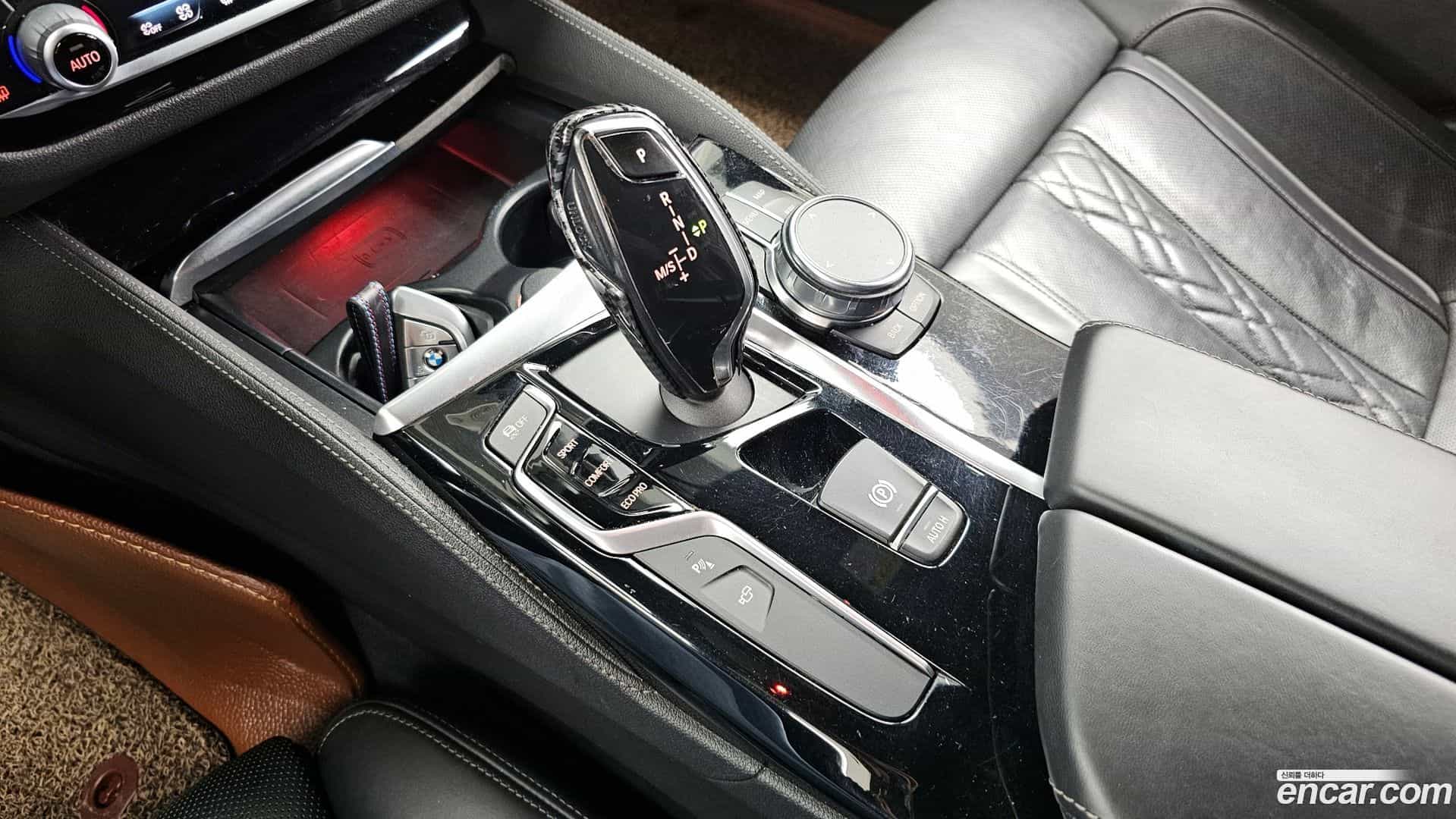5-Series BMW 2018.7-INNER-009