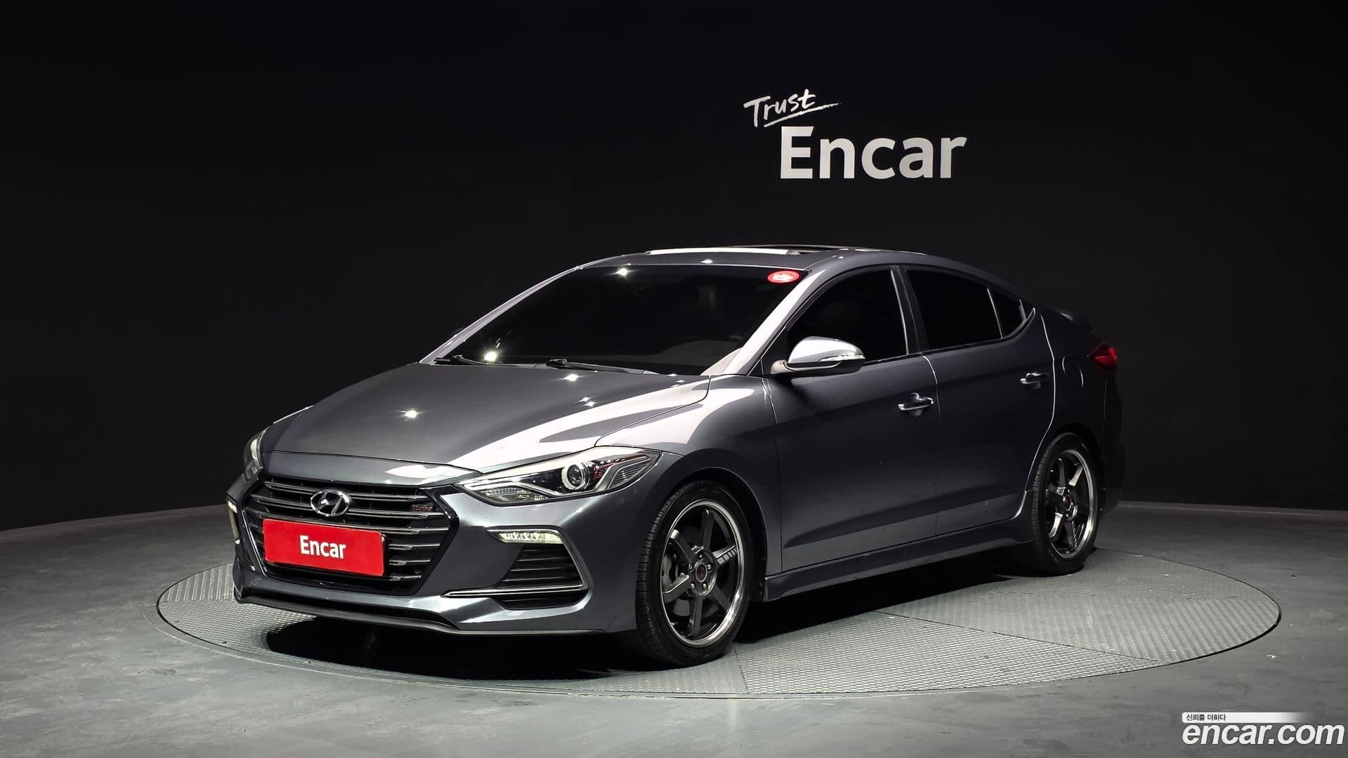 Main__Slider__Photo:AVANTE Hyundai 2018.1-0