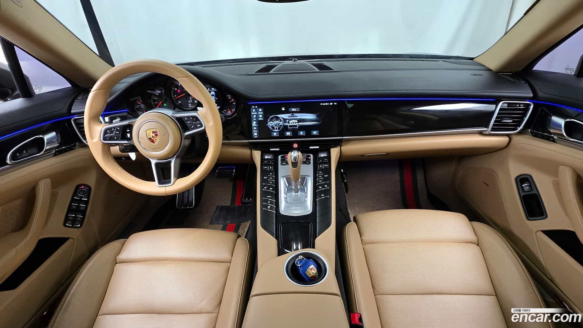 Panamera Porsche 2015.10-INNER-007