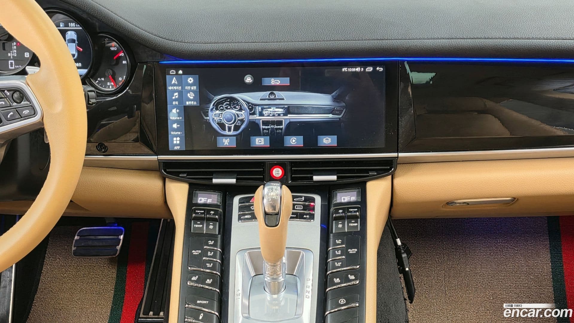 Main__Slider__Photo:Panamera Porsche 2015.10-13