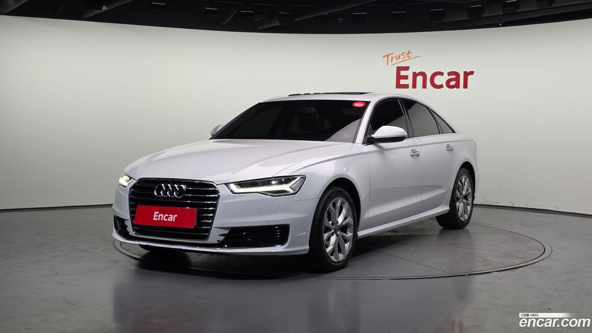 Main__Slider__Photo:A6 Audi 2015.8-0