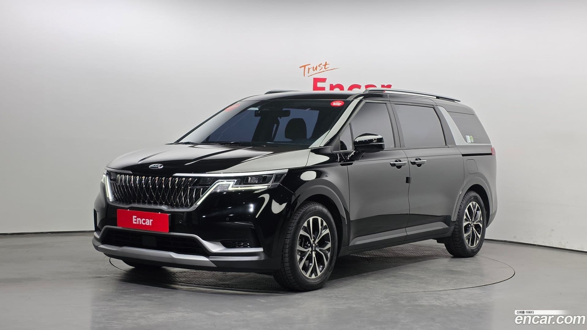 Main__Slider__Photo:Canival Kia 2020.11-0