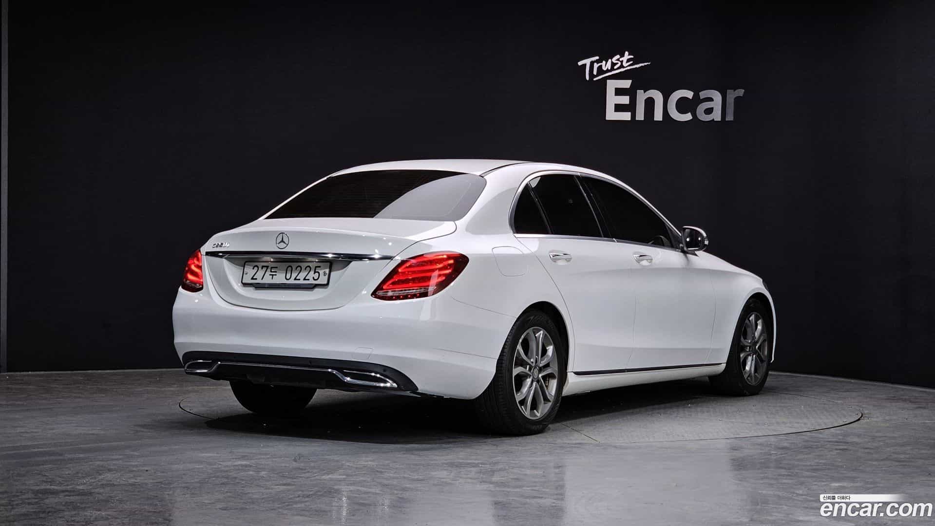 C-Class Mercedes-Benz 2015.7-OUTER-002