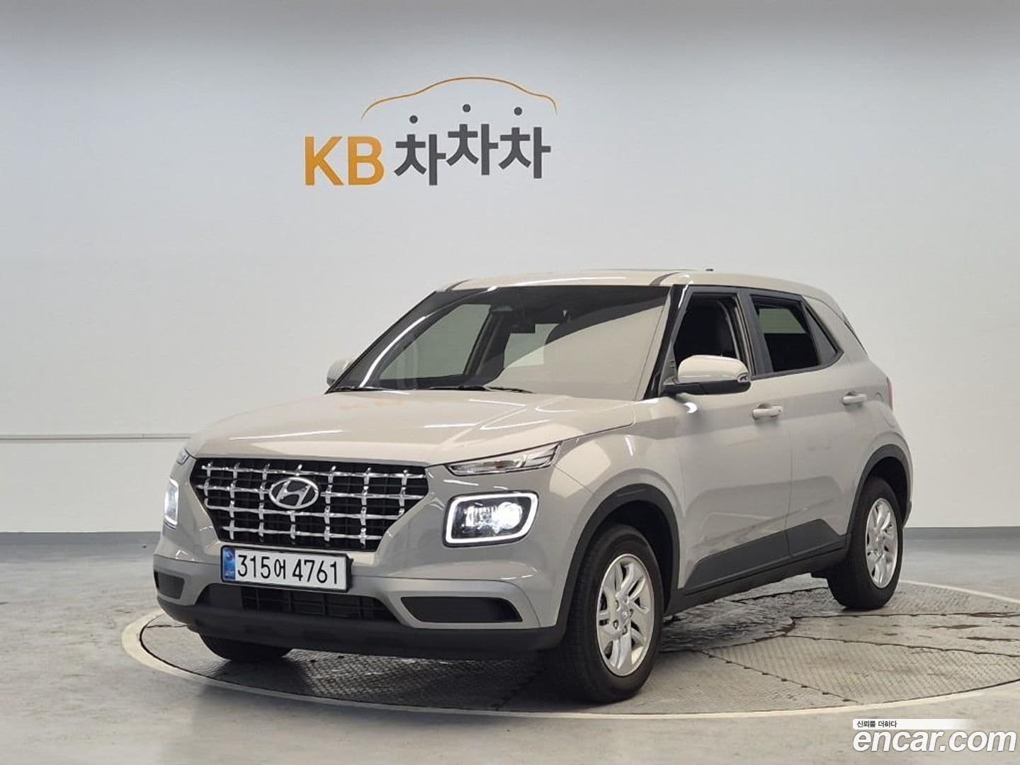 Main__Slider__Photo:Venue Hyundai 2025.6-0