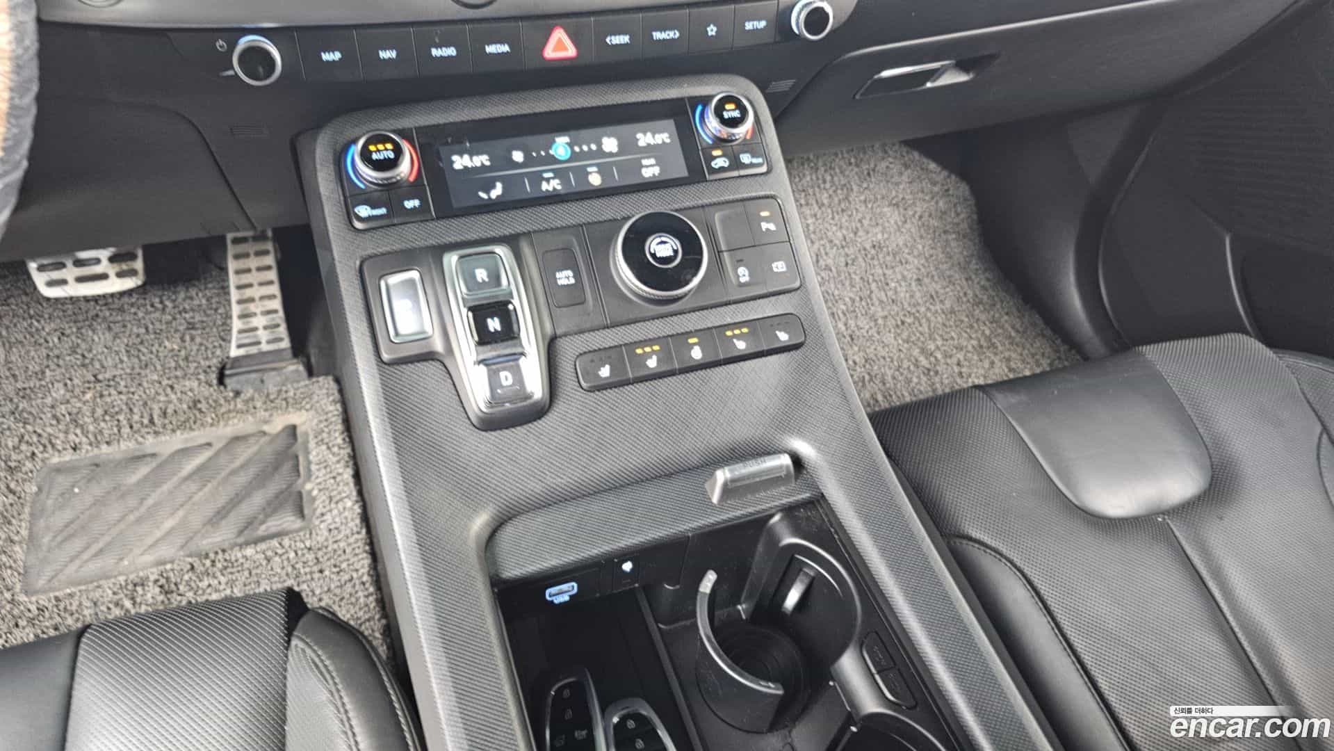Palisade Hyundai 2023.8-INNER-009
