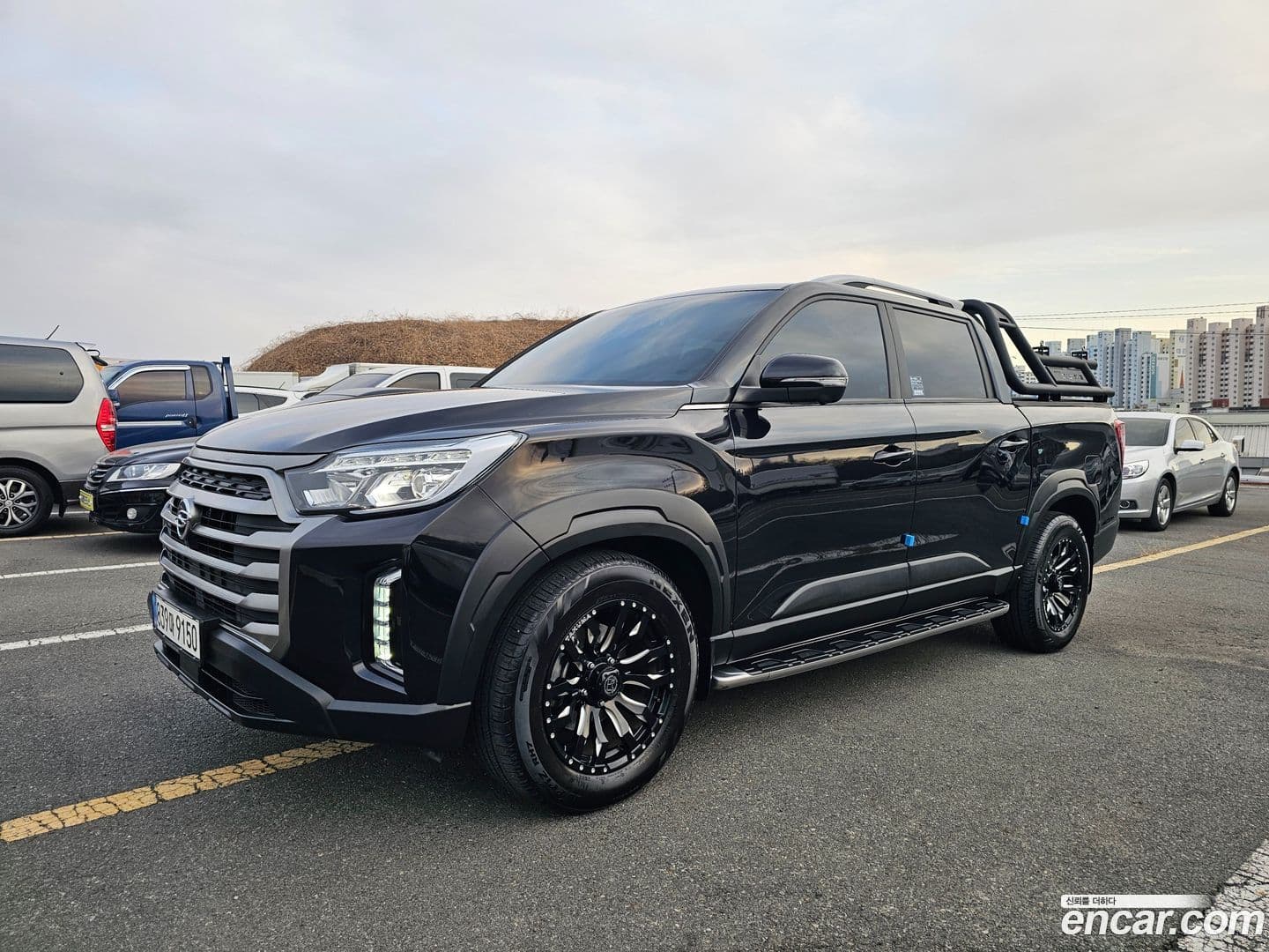 Main__Slider__Photo:Rexton KG Mobility 2022.4-0