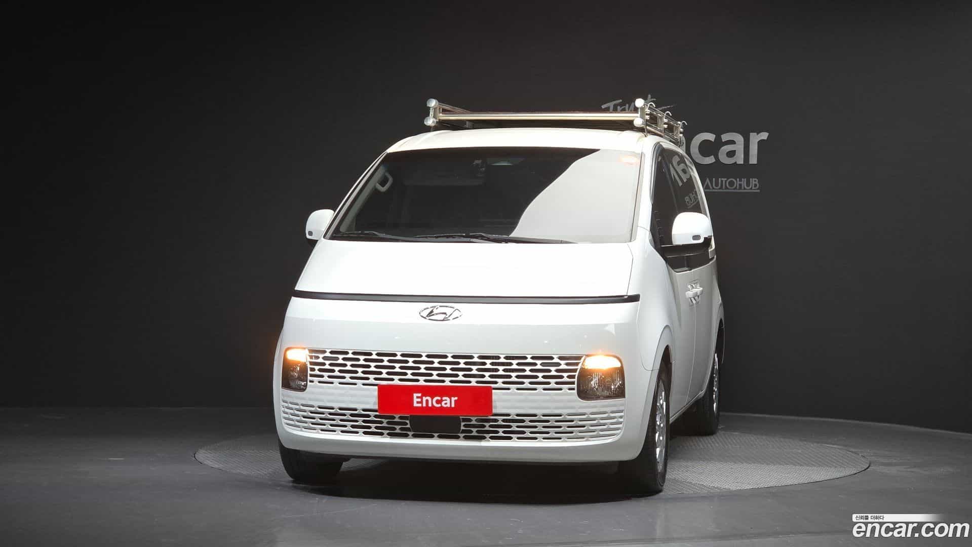 Staria Hyundai 2022.0-OUTER-003