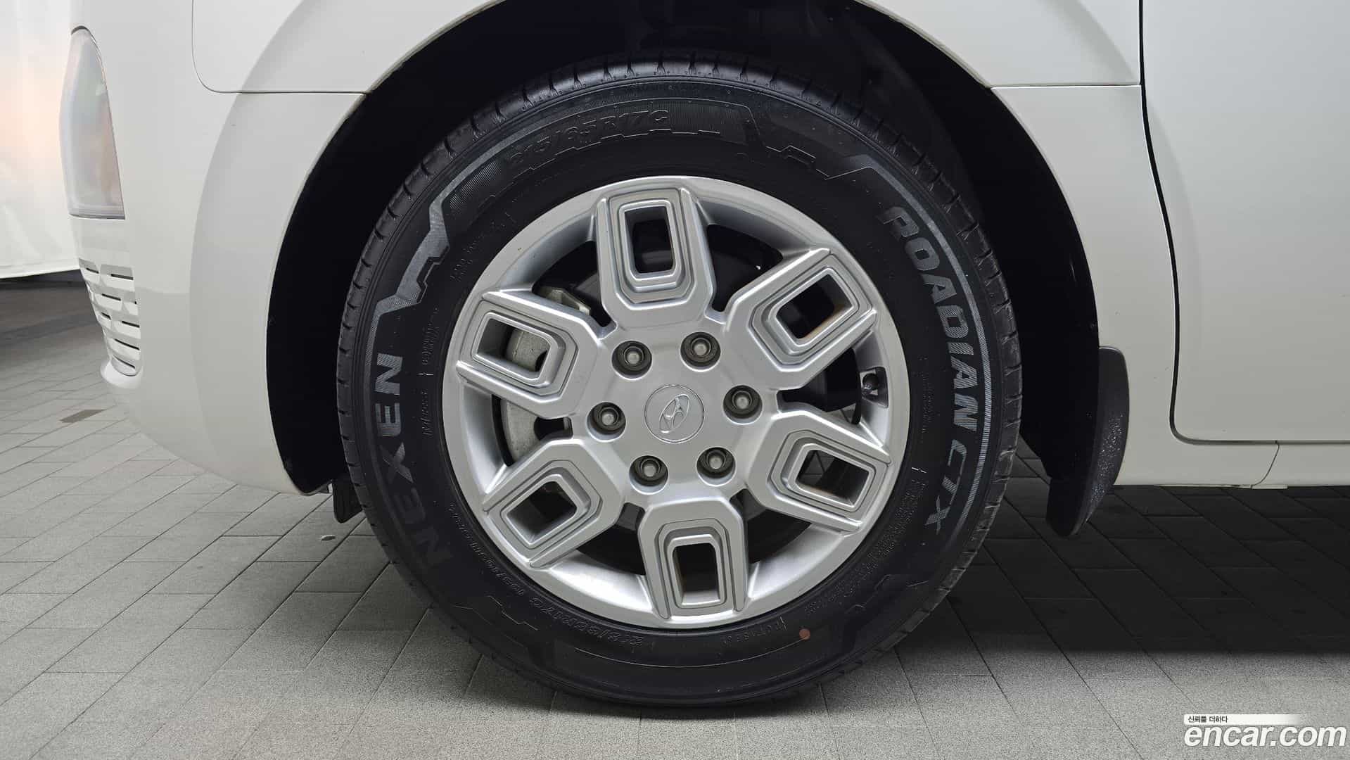 Staria Hyundai 2022.0-OUTER-005