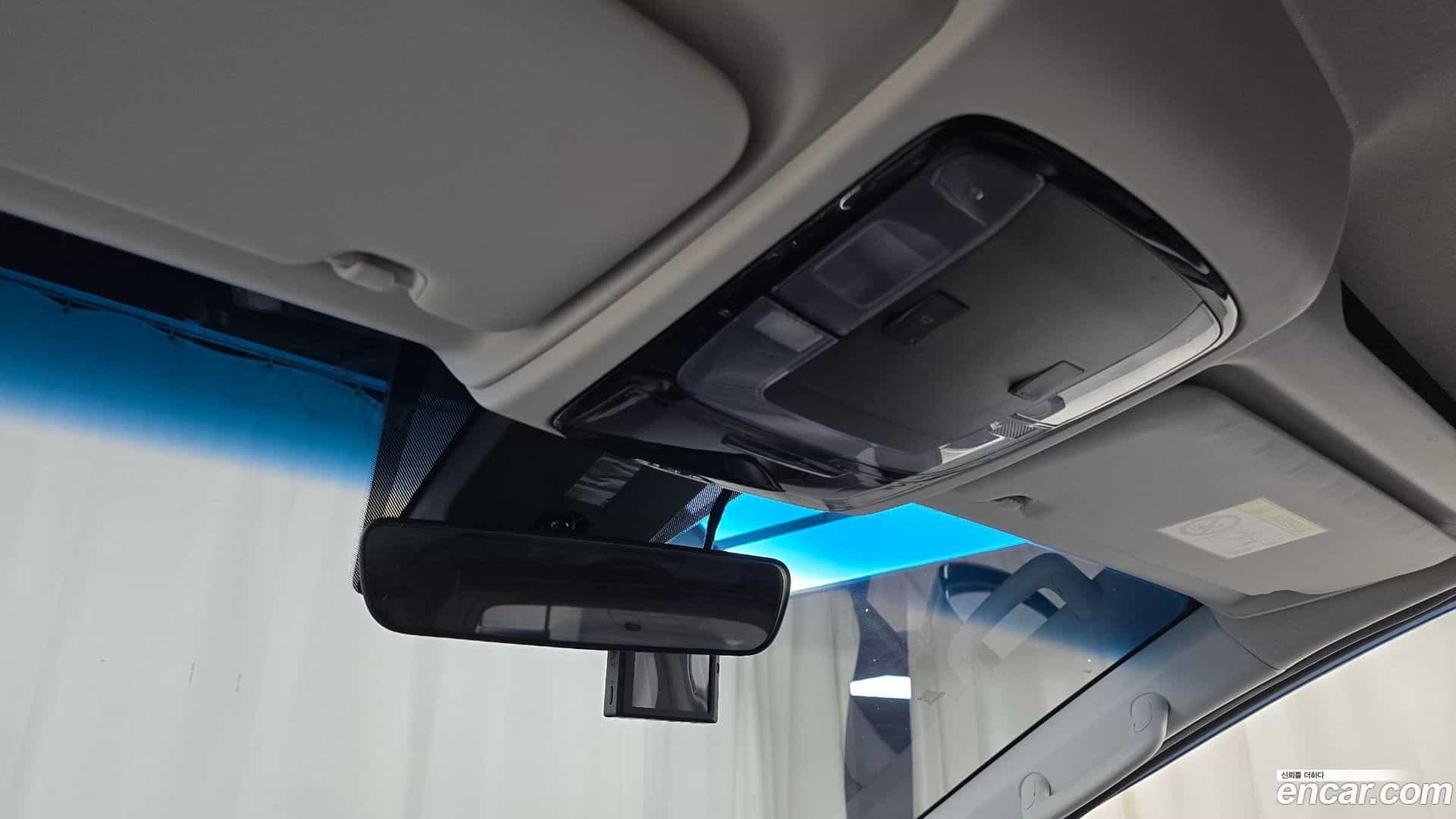 Staria Hyundai 2022.0-OPTION-023