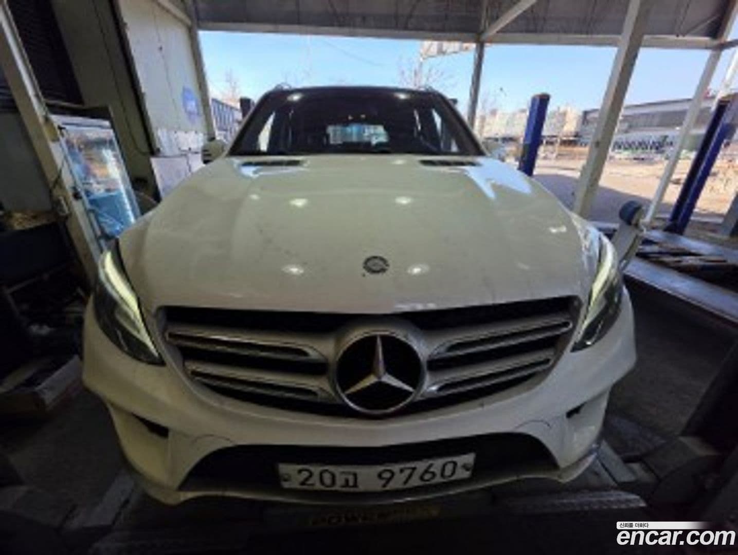 Main__Slider__Photo:GLE-Class Mercedes-Benz 2017.1-0