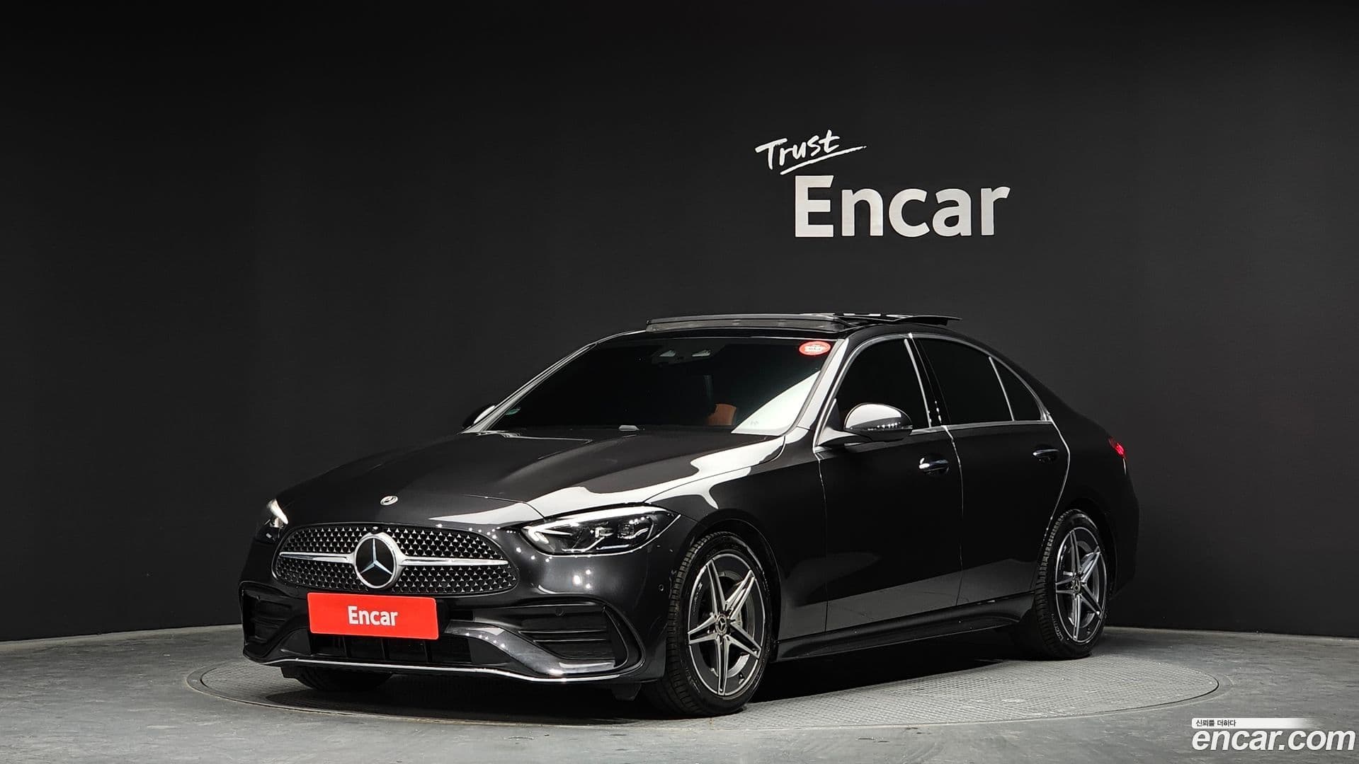 Main__Slider__Photo:C-Class Mercedes-Benz 2024.7-0