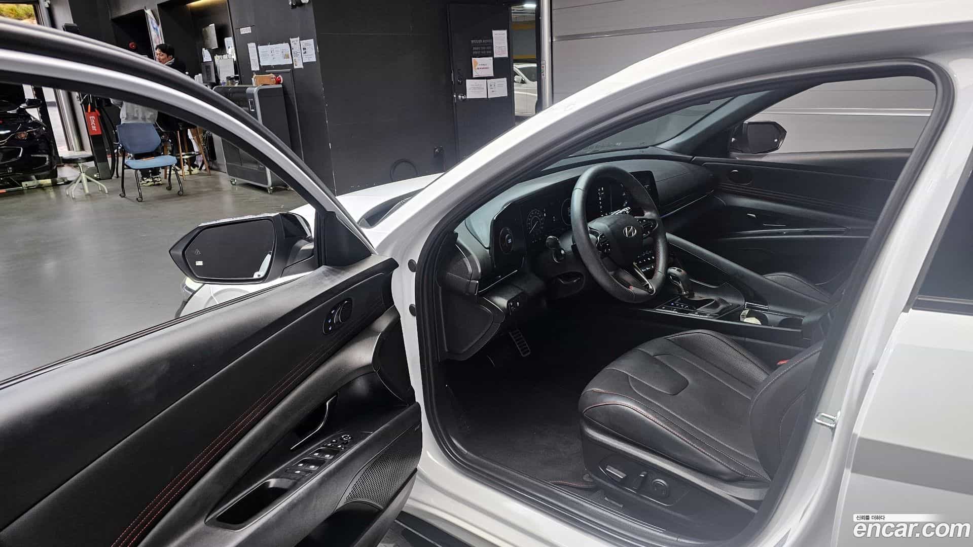AVANTE Hyundai 2024.10-INNER-010
