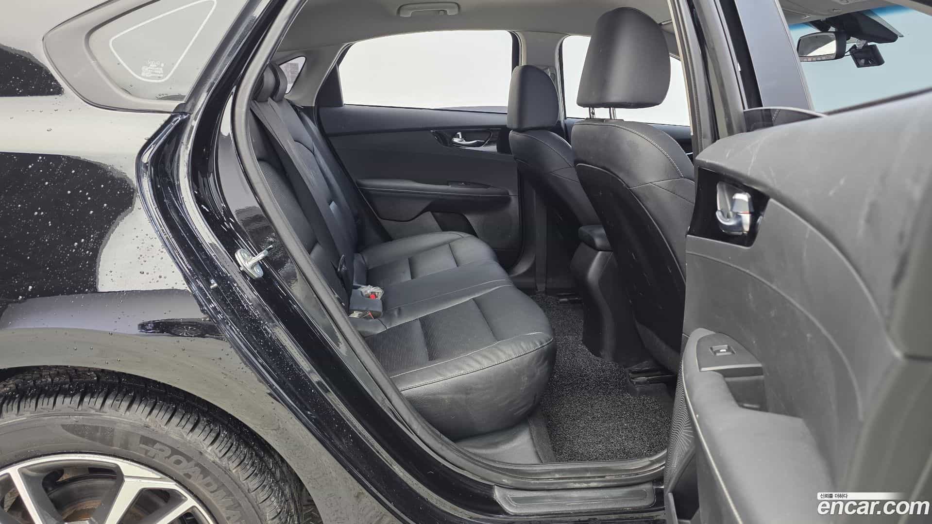 K3 Kia 2023.1-OPTION-016