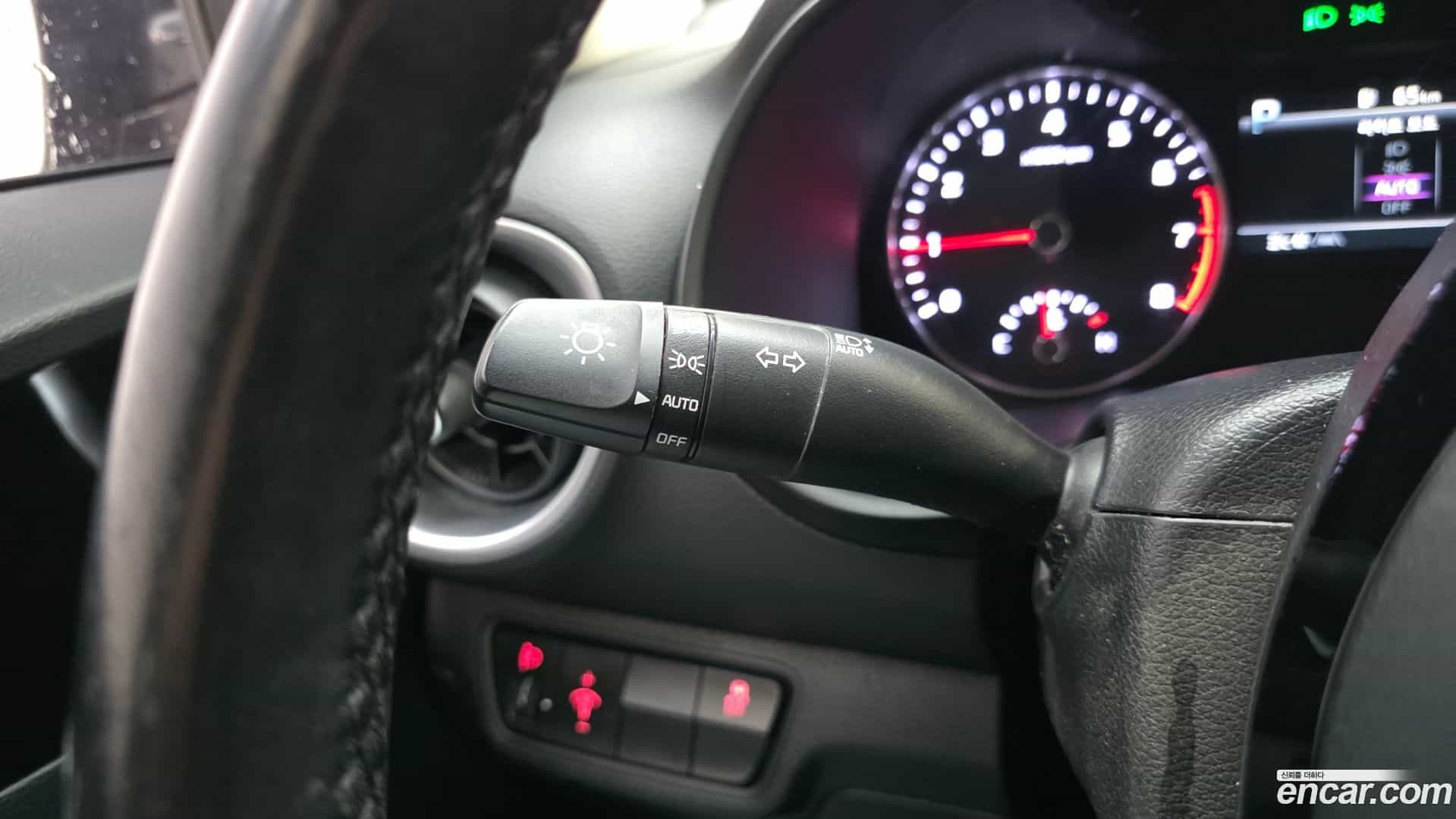 K3 Kia 2023.1-OPTION-022