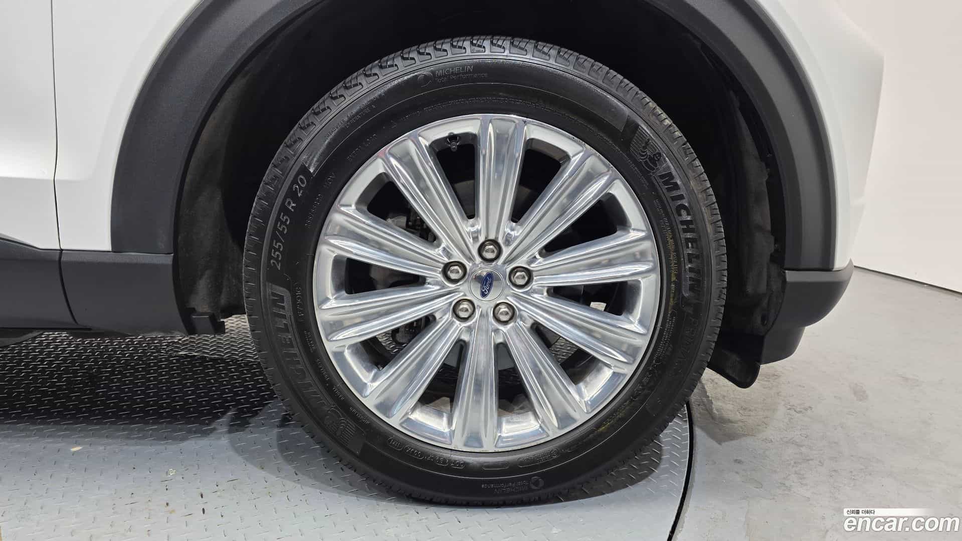 Explorer Ford 2021.4-OUTER-005