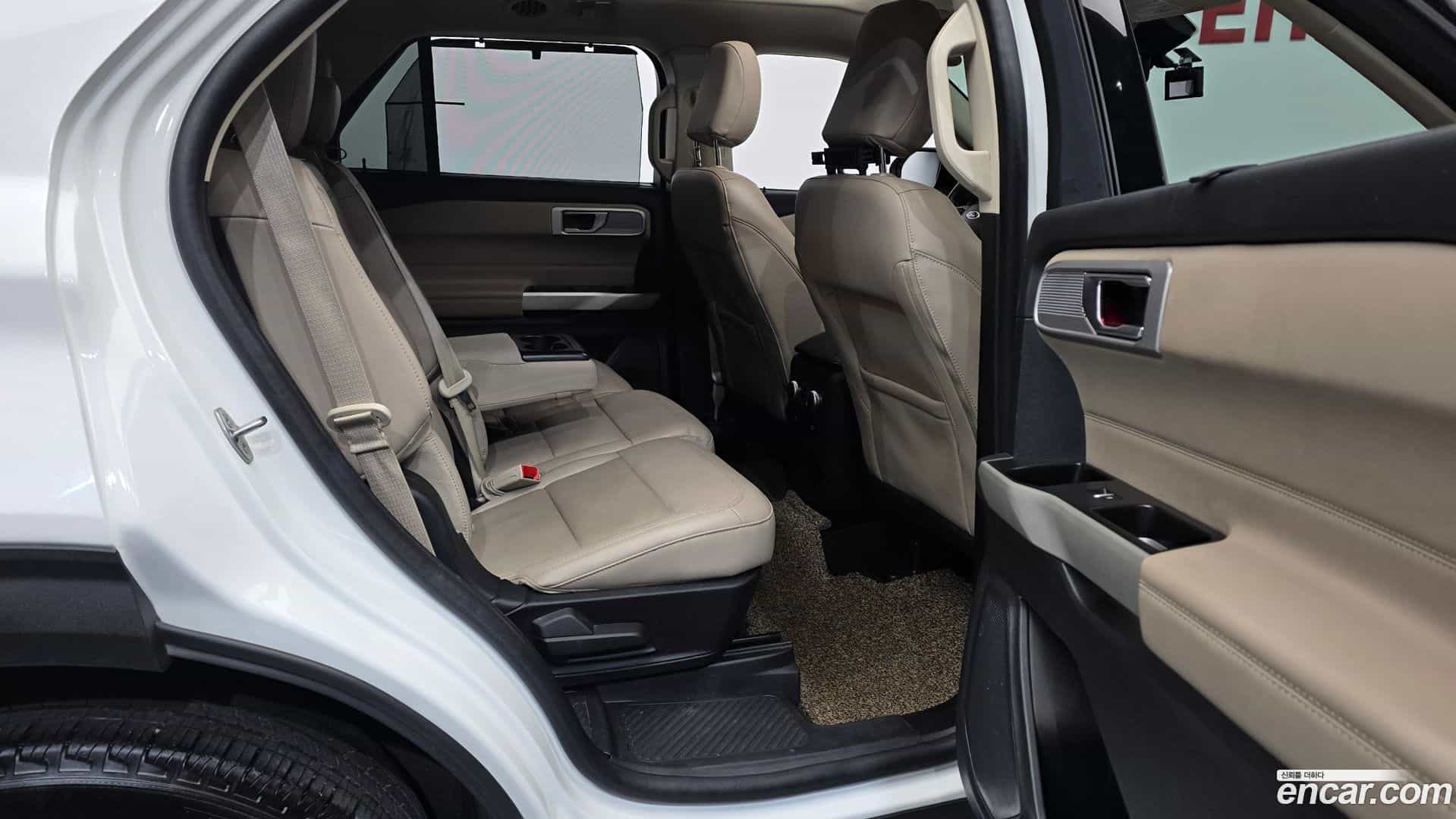 Explorer Ford 2021.4-OPTION-016