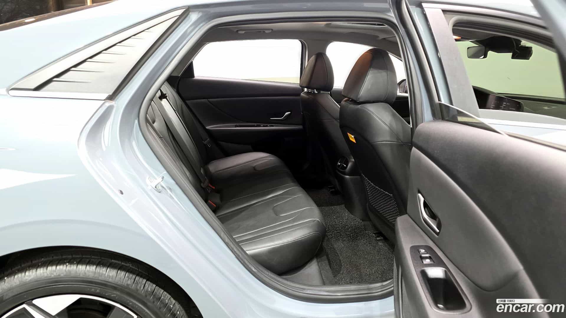 AVANTE Hyundai 2020.3-OPTION-016