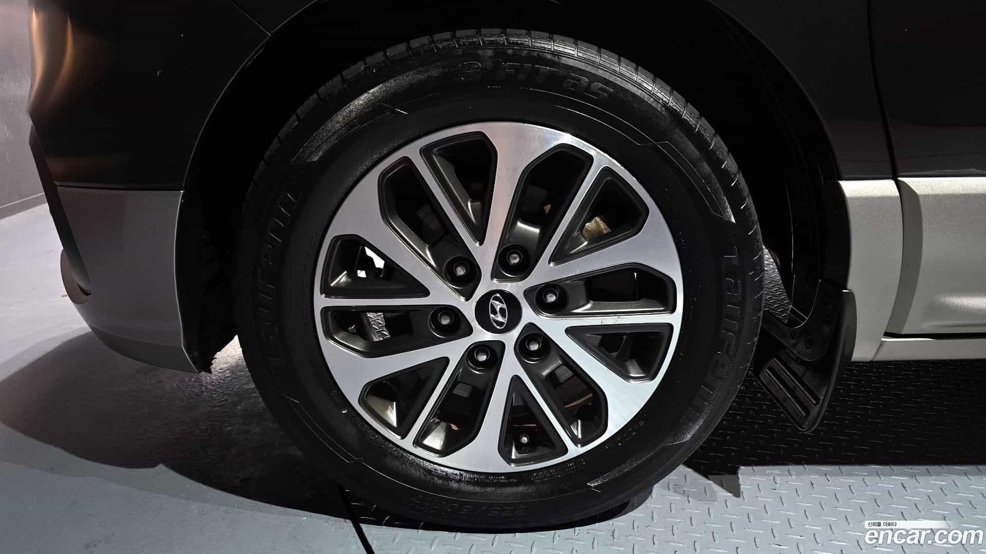 Starex Hyundai 2018.2-OUTER-005