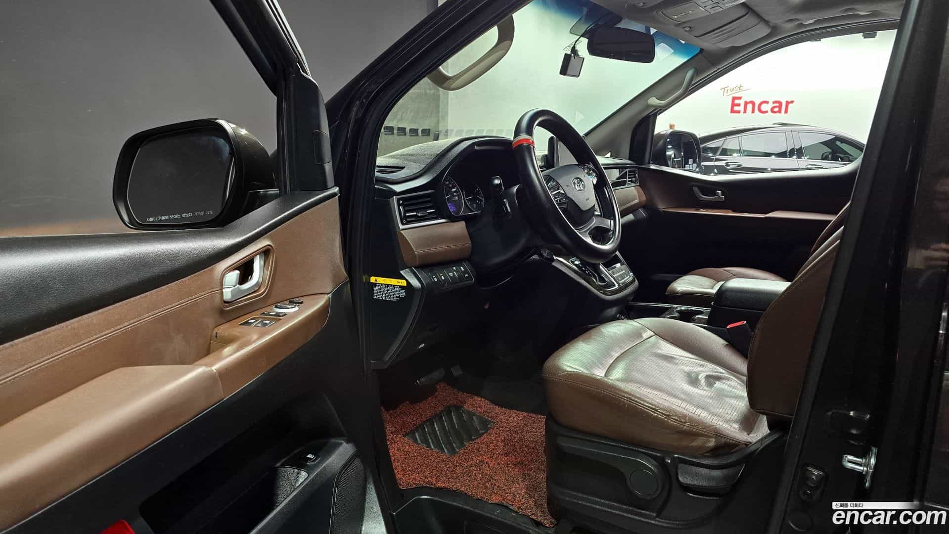 Starex Hyundai 2018.2-OPTION-015