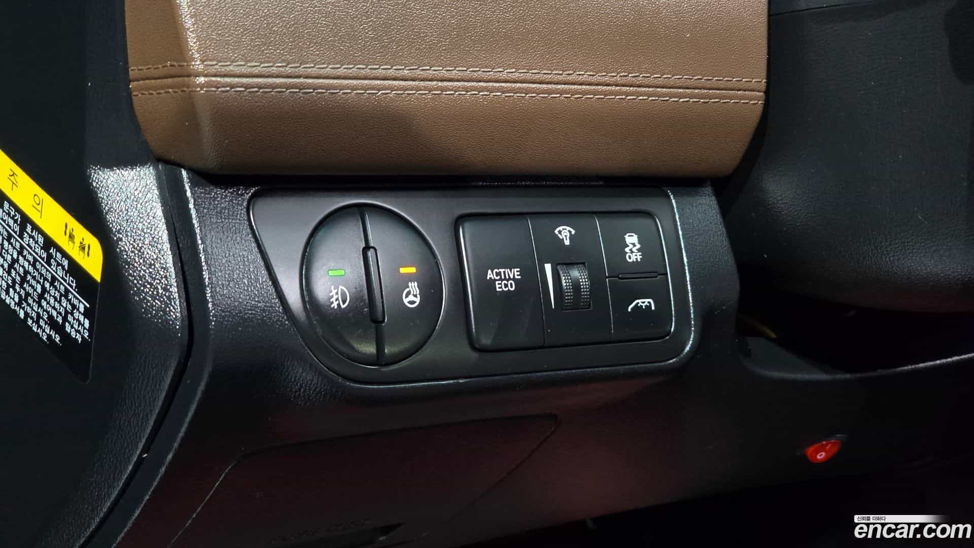 Starex Hyundai 2018.2-OPTION-018