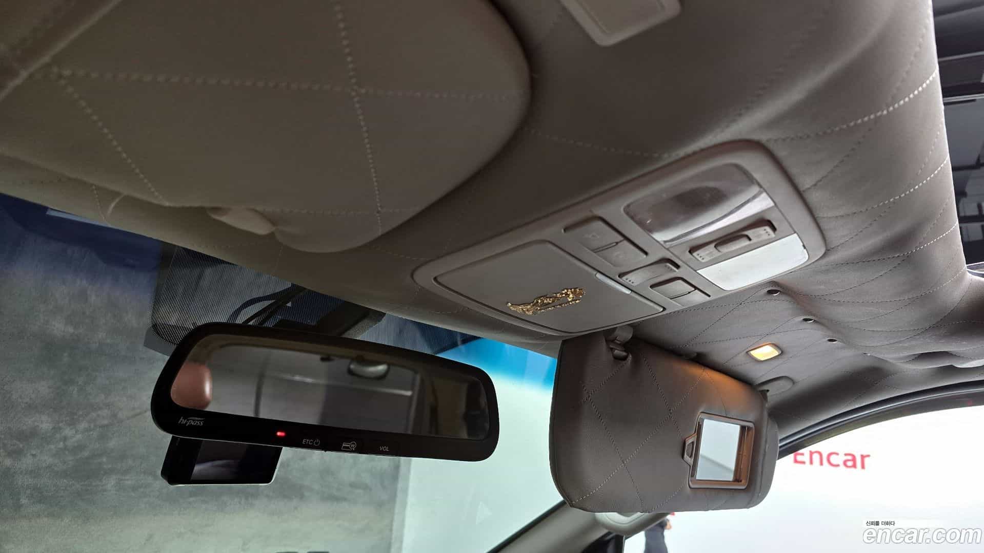 Starex Hyundai 2018.2-OPTION-024