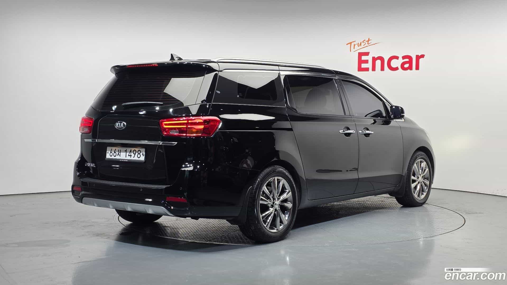 Canival Kia 2018.9-OUTER-002