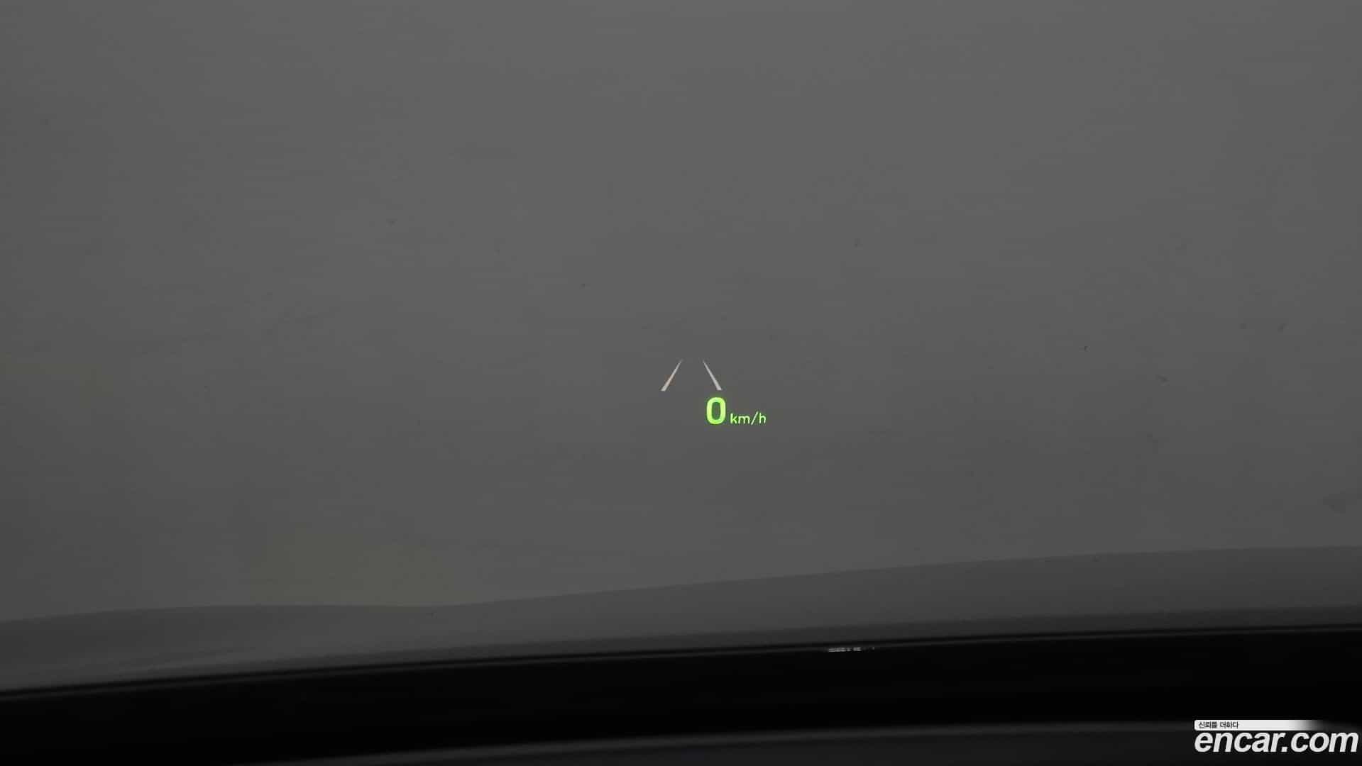 EQ900 Genesis 2018.1-OPTION-016