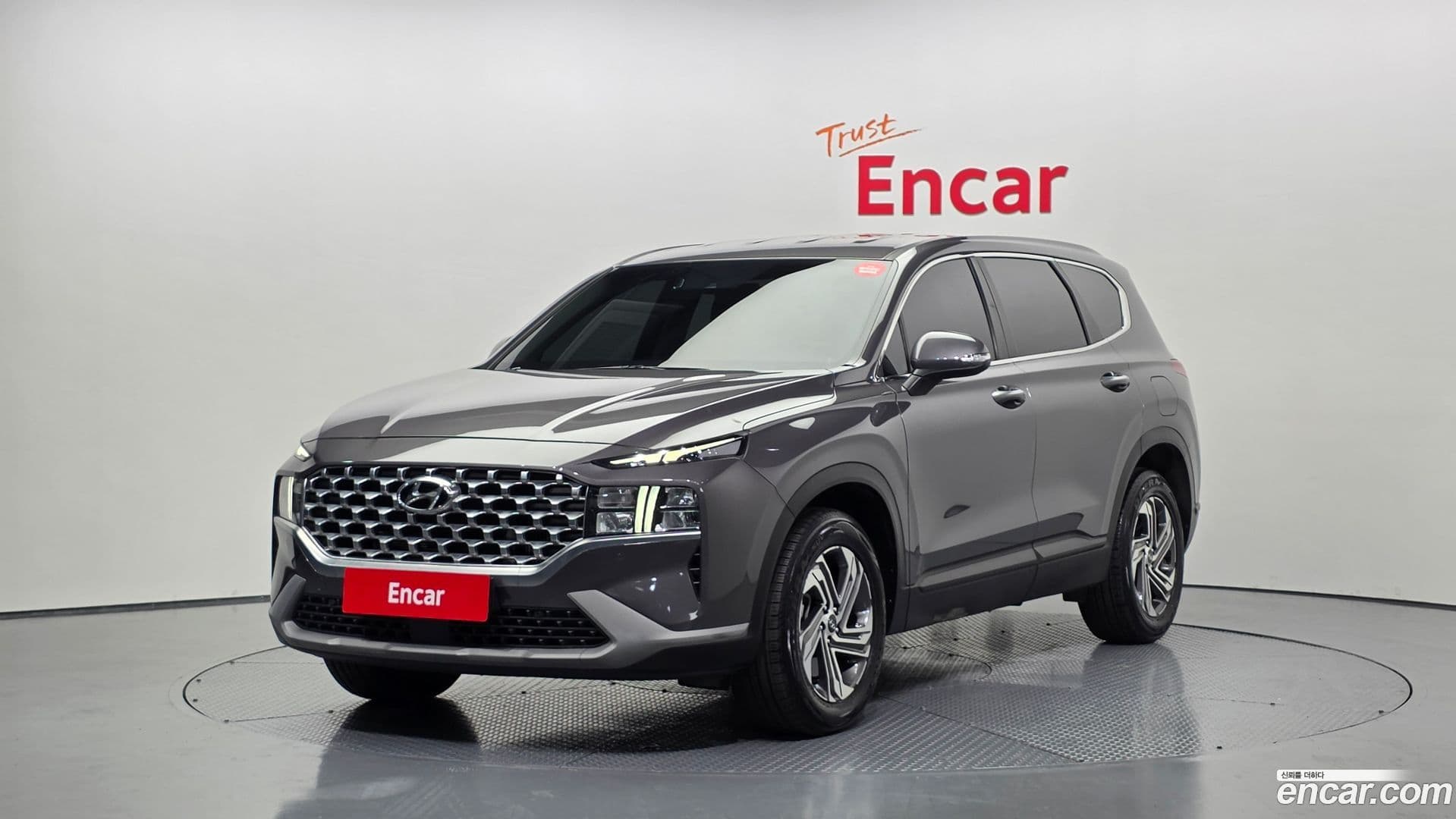 Main__Slider__Photo:Santafe Hyundai 2021.3-0