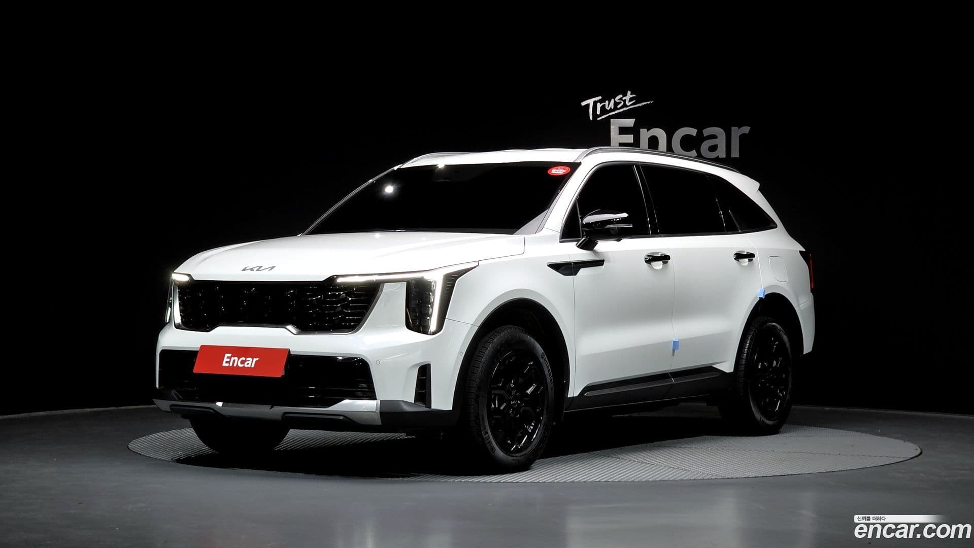 Main__Slider__Photo:Sorento Kia 2024.10-0