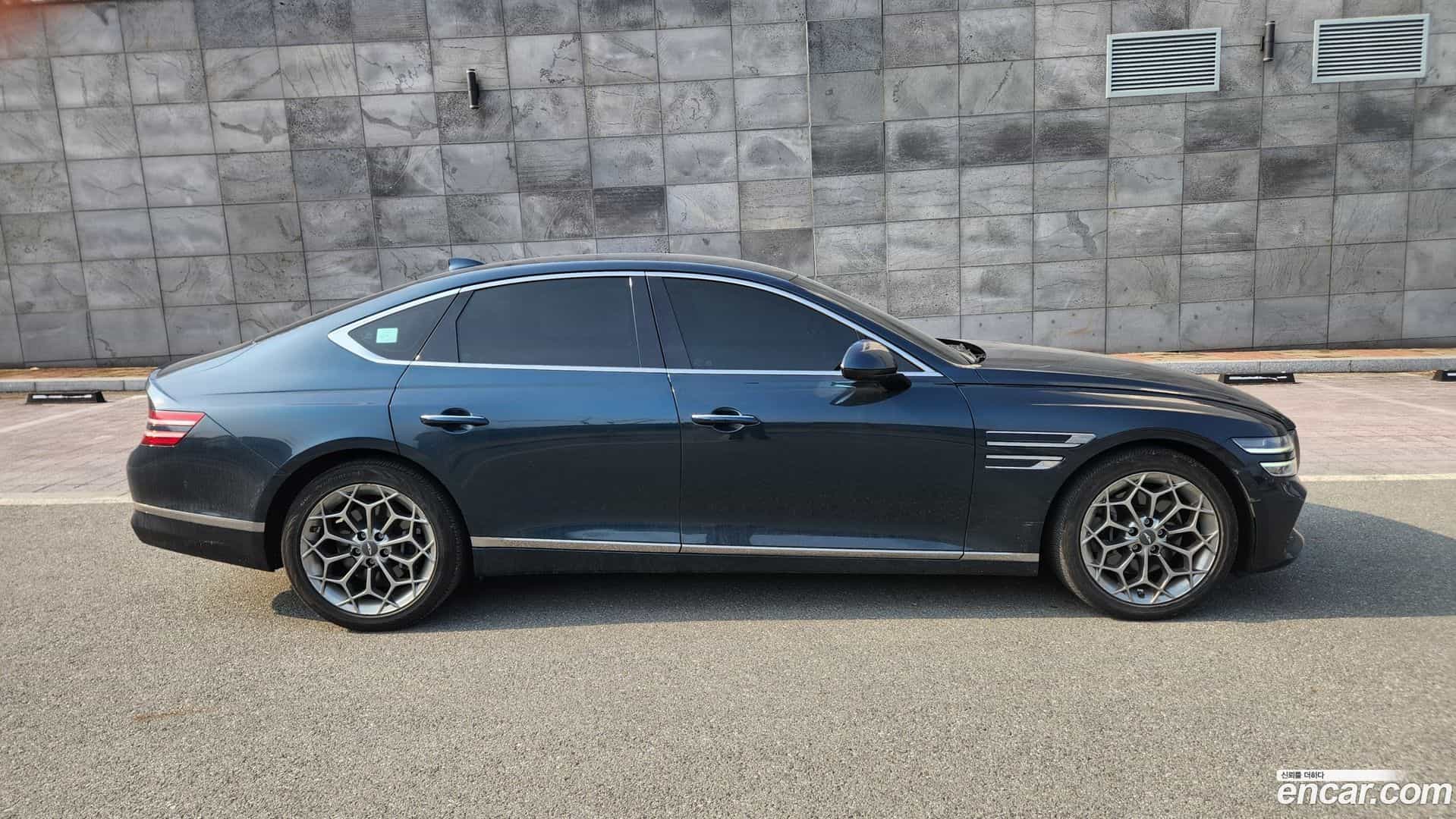 G80 Genesis 2021.1-INNER-007