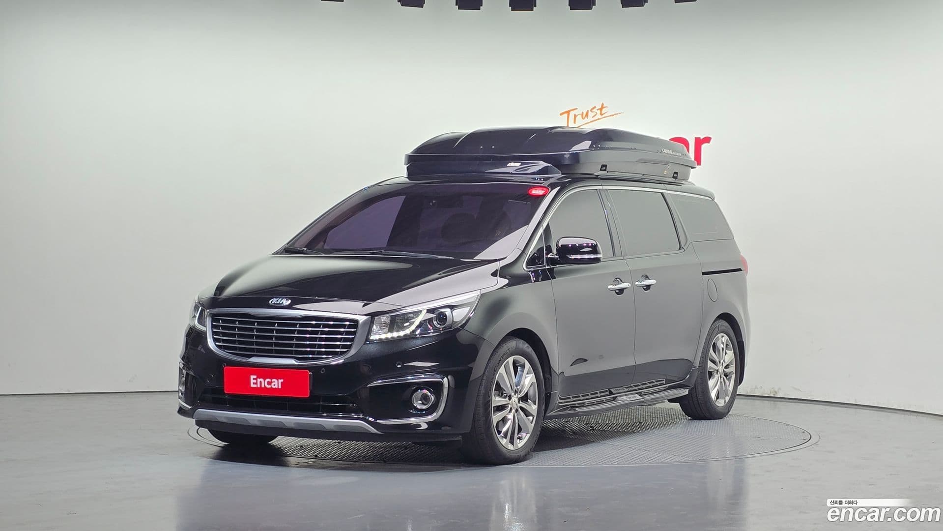 Main__Slider__Photo:Canival Kia 2016.10-0