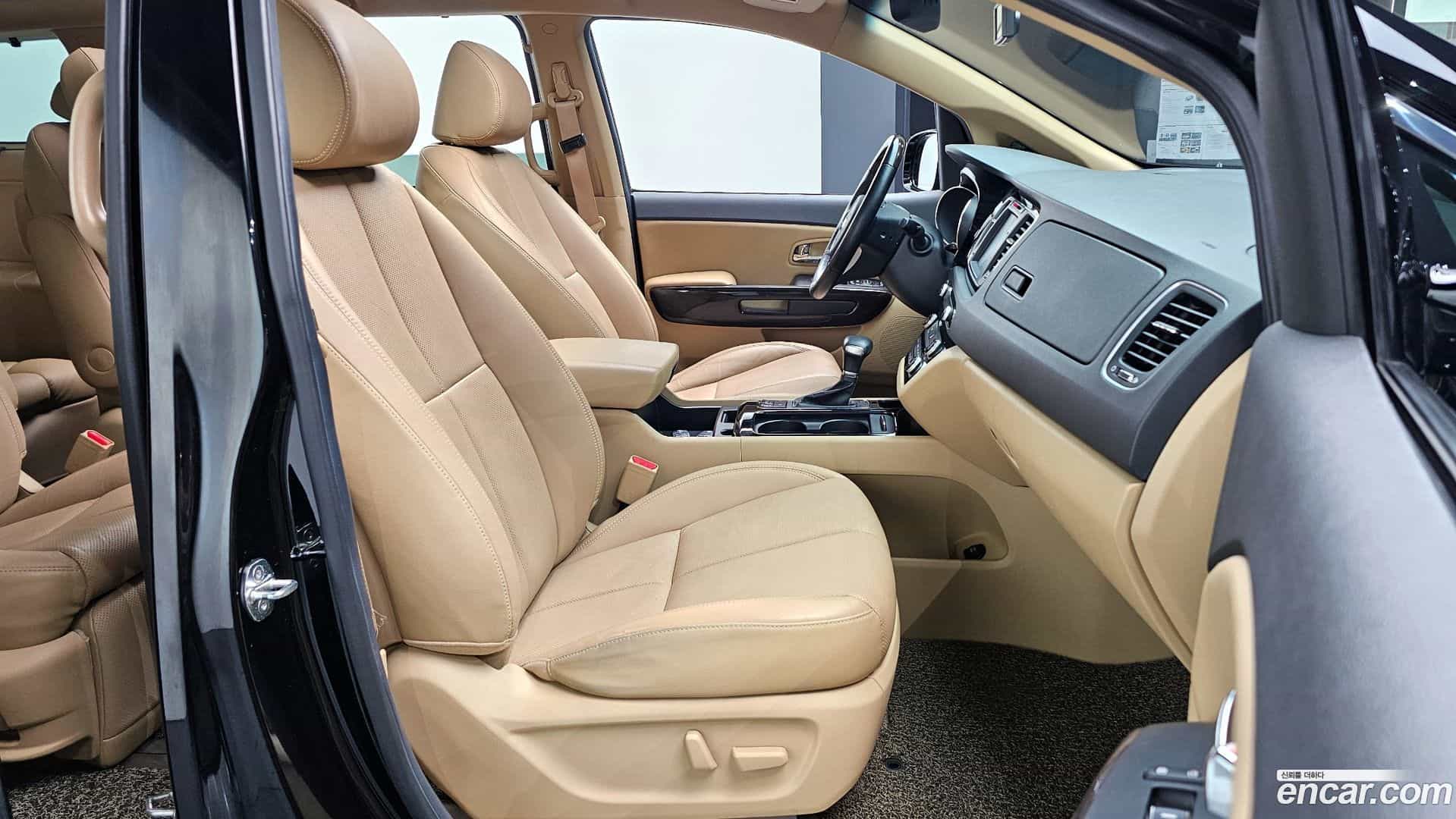 Canival Kia 2017.3-OPTION-015