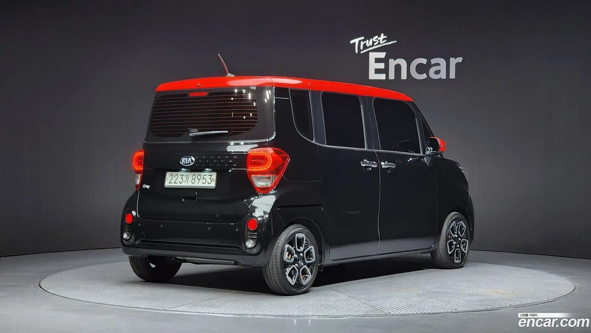 Main__Slider__Photo:RAY Kia 2019.9-1