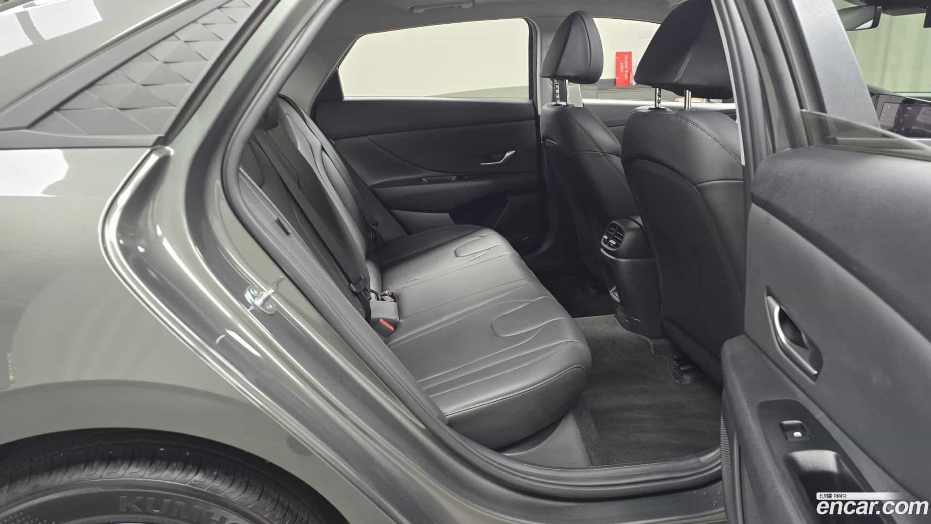 AVANTE Hyundai 2025.6-OPTION-016
