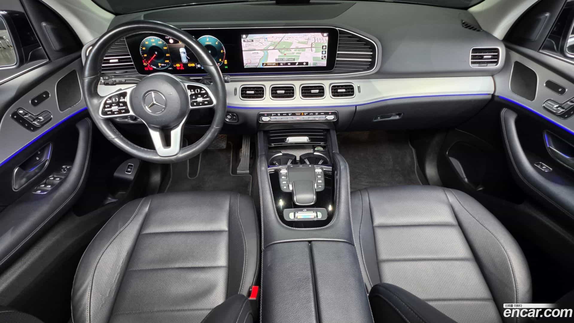 GLE-Class Mercedes-Benz 2020.7-INNER-007